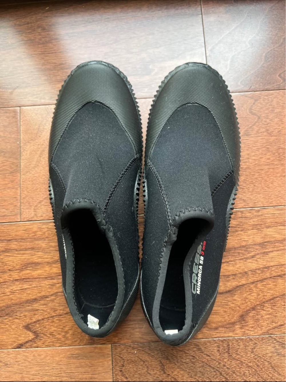 Excellent Cressi Neoprene Adult Anti-Slip Sole Boots - Men size 5//Women size 6